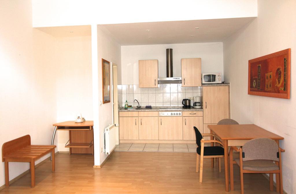 Apartmenthaus Alt Graz Dusseldorf Room photo