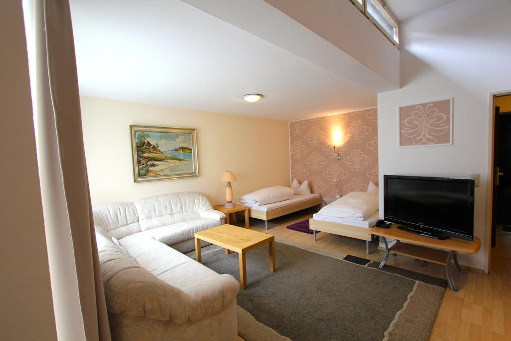 Apartmenthaus Alt Graz Dusseldorf Room photo